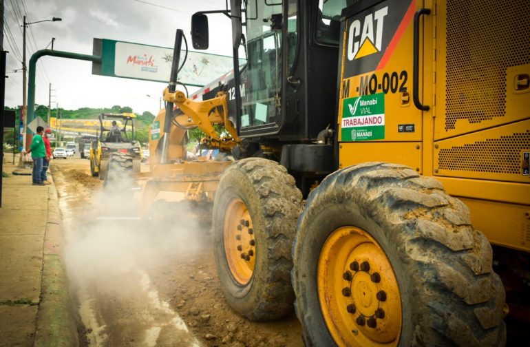 Se trabaja en el tramo dañado del paso lateral